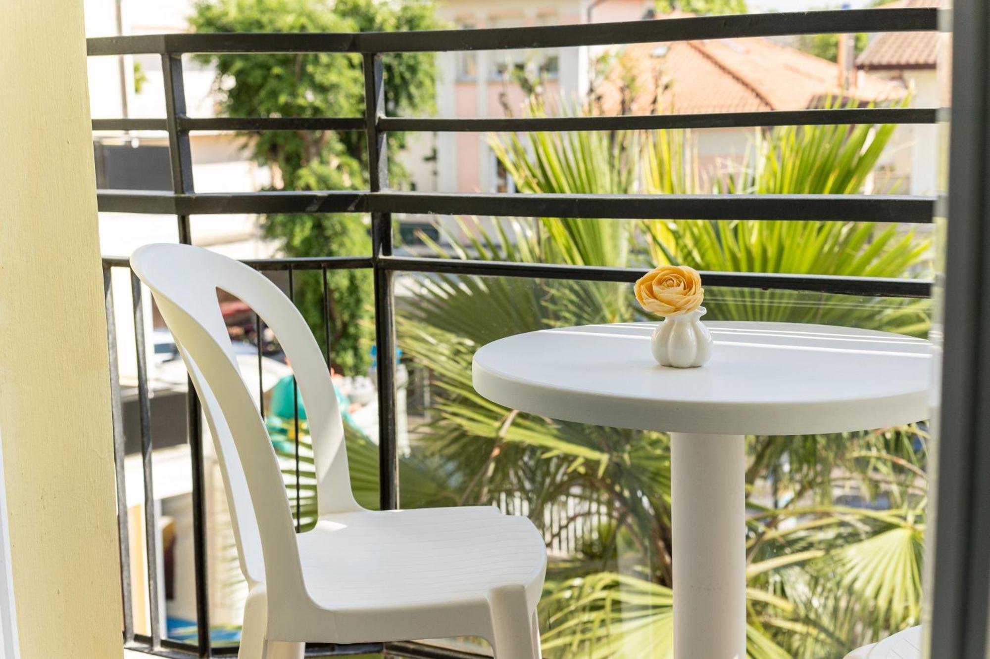 Hotel Royal كاتوليكا المظهر الخارجي الصورة