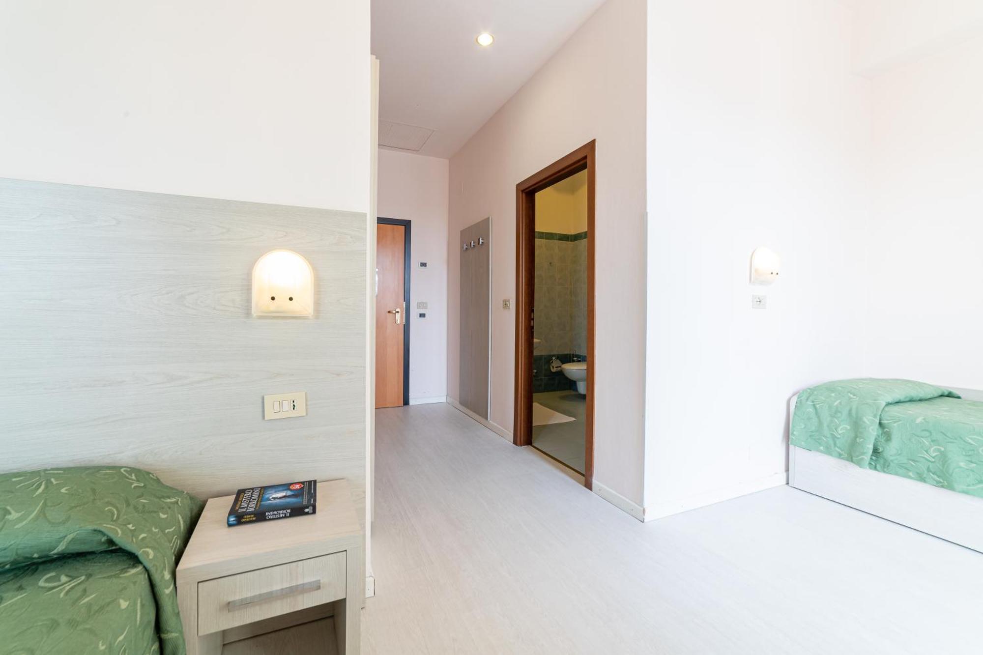 Hotel Royal كاتوليكا المظهر الخارجي الصورة