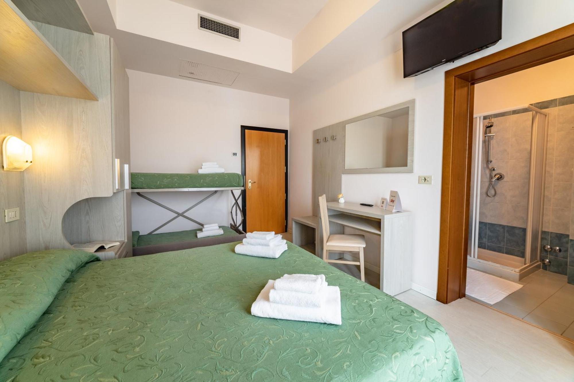 Hotel Royal كاتوليكا المظهر الخارجي الصورة