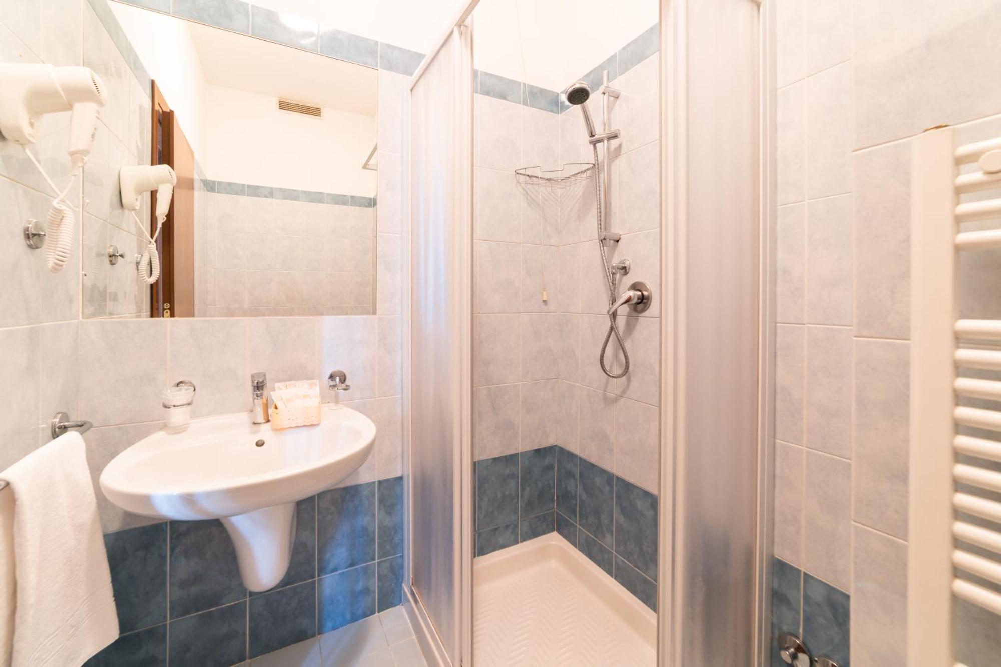 Hotel Royal كاتوليكا المظهر الخارجي الصورة